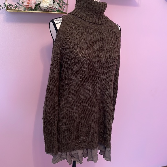 Easel Olive Green Cold Shoulder Sweater - Picture 3 of 4